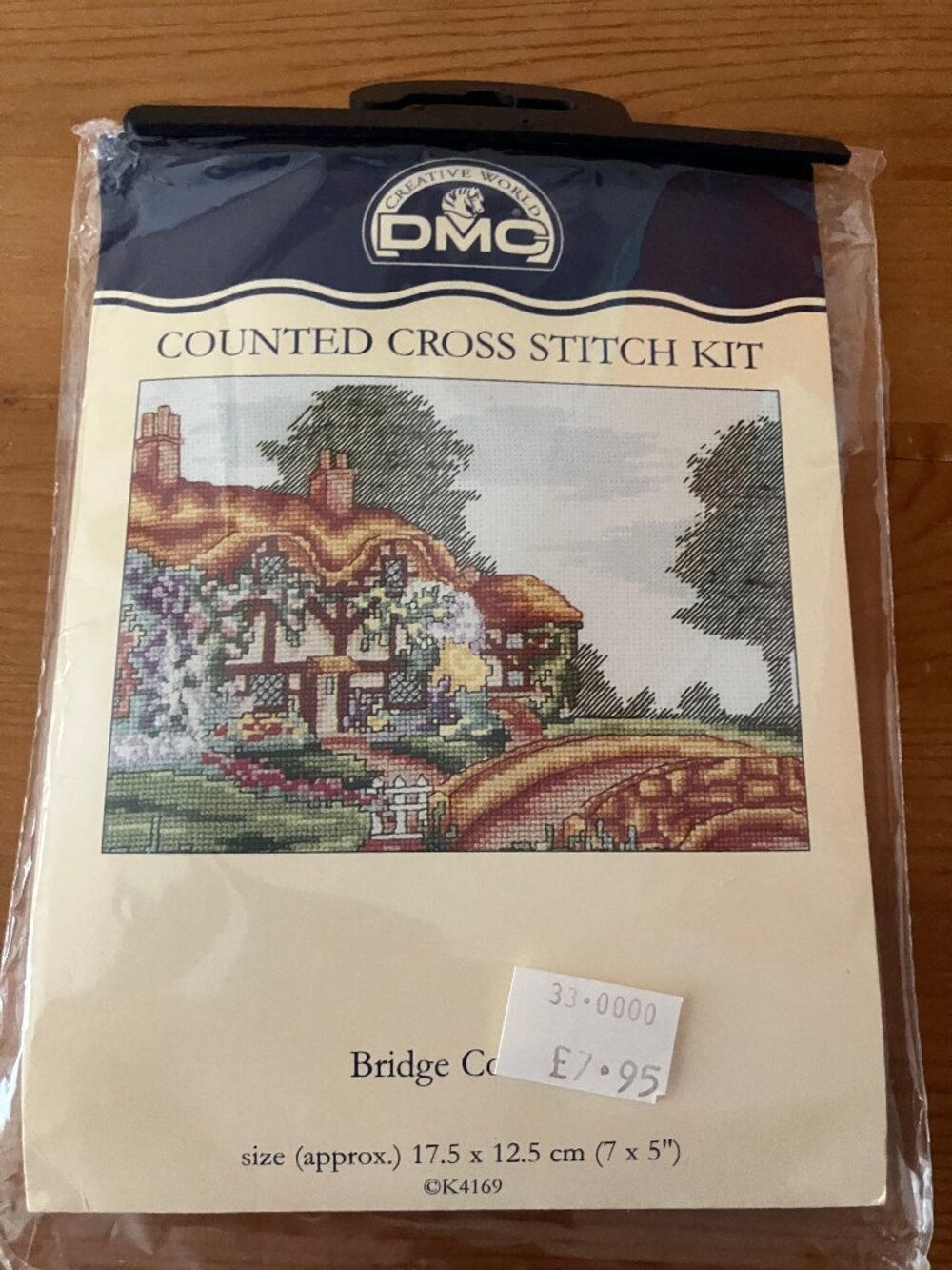 DMC counted cross stitch kit English cottage scene Made in England 7x5" CK 4169